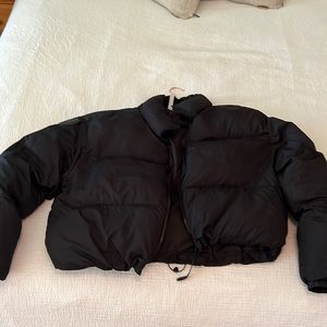 Fabletics Puffer Crop Jacket